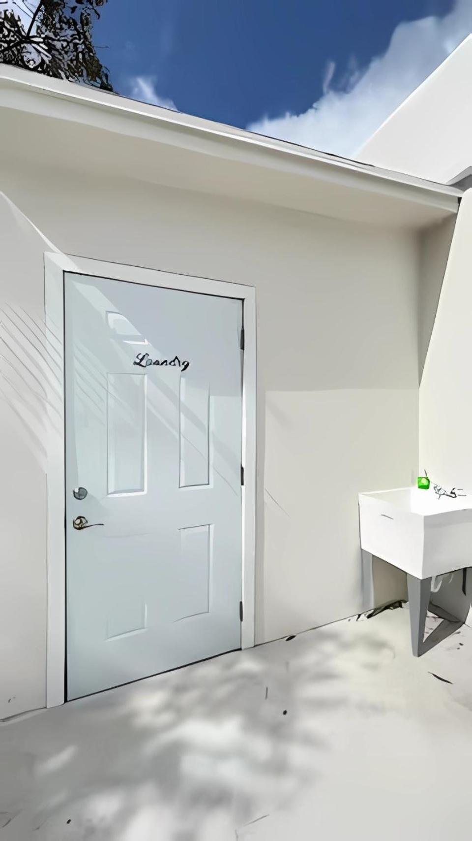 Cozy Private Room, Near The Airport - Free Parking - 01 *